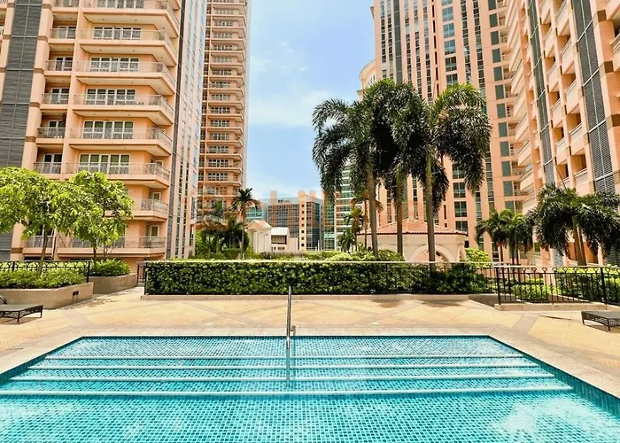 Stylish 1br Venice Mall, Pool, Fast Wifi #vlrtc17e Manila