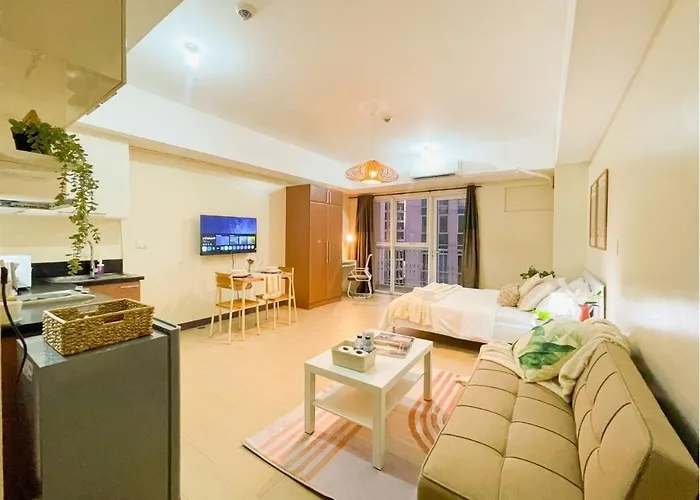 Stylish 1br Venice Mall, Pool, Fast Wifi #vlrtc17e *