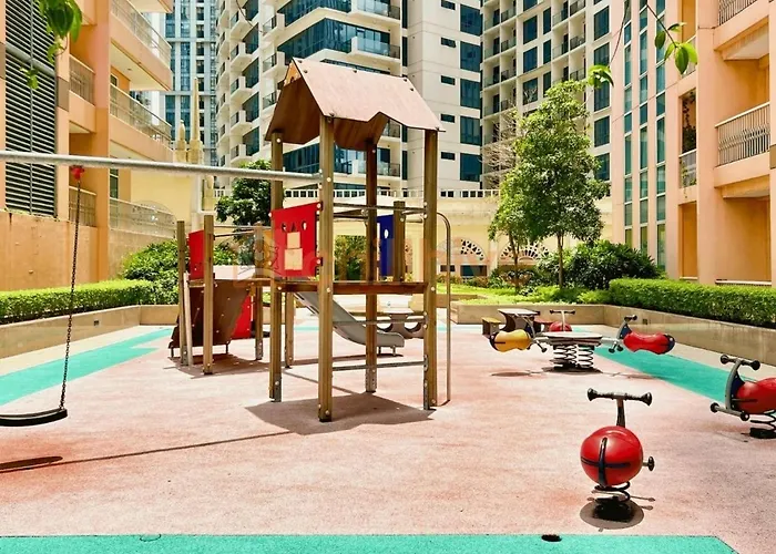 Stylish 1br Venice Mall, Pool, Fast Wifi #vlrtc17e * Manila
